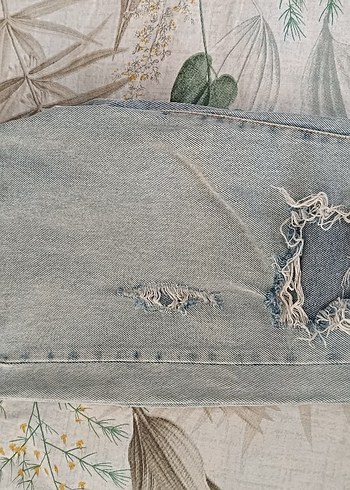 Gri Düğmeli Loose Fit Kadın Kot Pantolon - Görsel 3