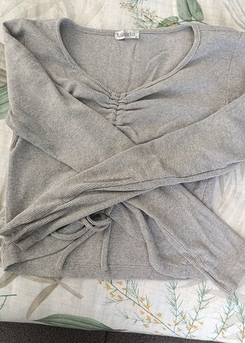 Gri Kadın uzun  Kollu Büzgülü Bluz - Görsel 2