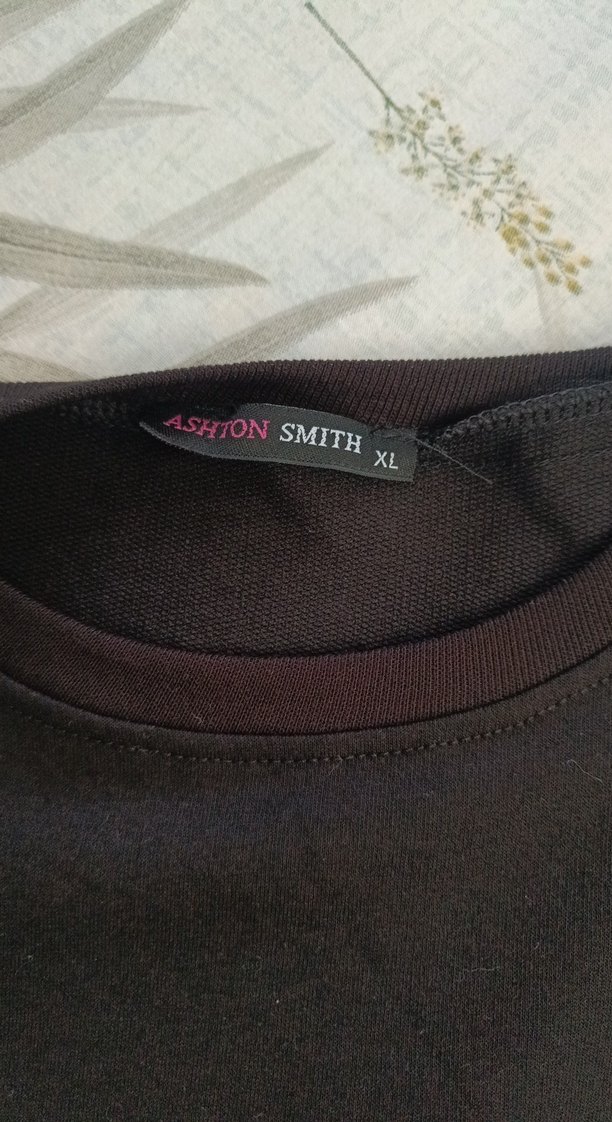 siyah kısa kollu crop tişört - Görsel 2