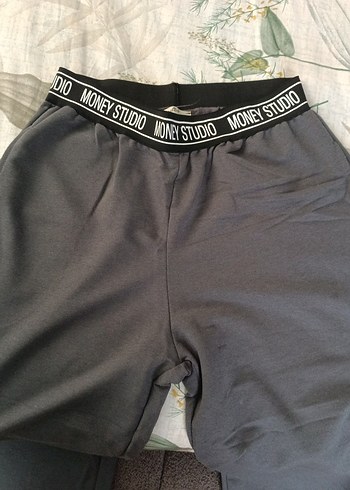 Gri Rahat Kesim Kadın Kumaş Pantolon - Görsel 2