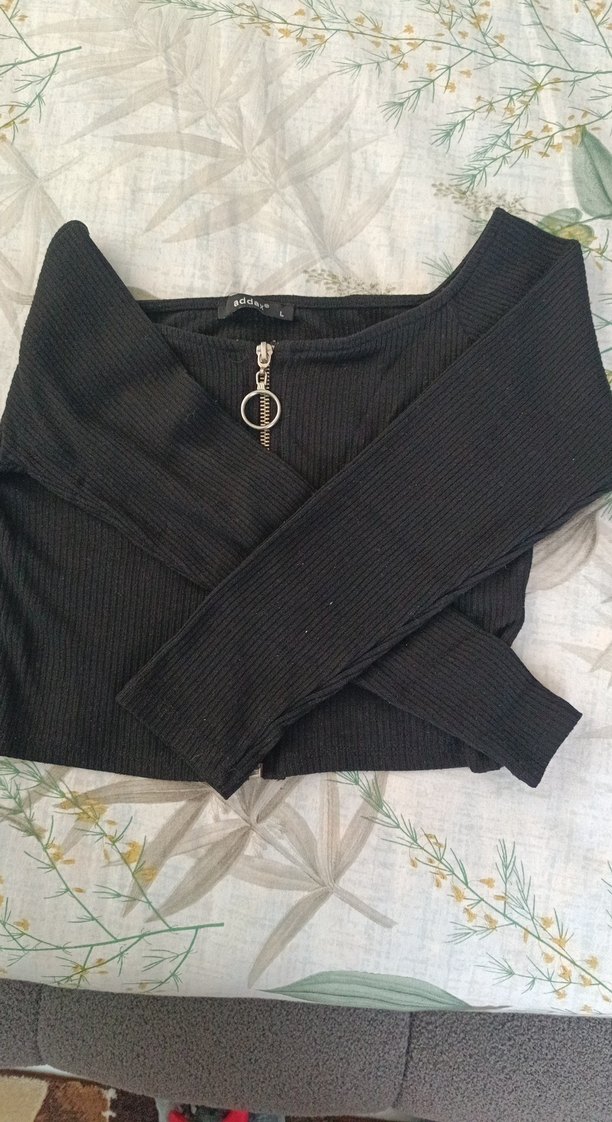 uzun Kollu Fermuarlı Siyah crop bluz - Görsel 2