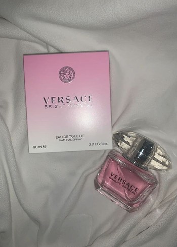 Versace Bright Crystal Kadın Parfümü 90 ml