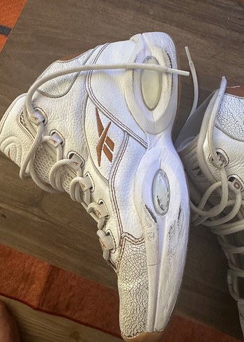 Reebok Retro Beyaz Reebok Basketbol Ayakkabisi