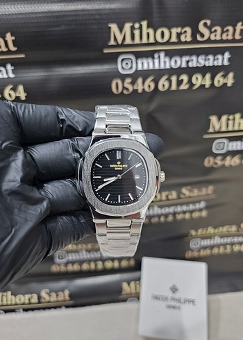 Diğer Patek Philippe Nautilus Siyah Kadranli Siklik