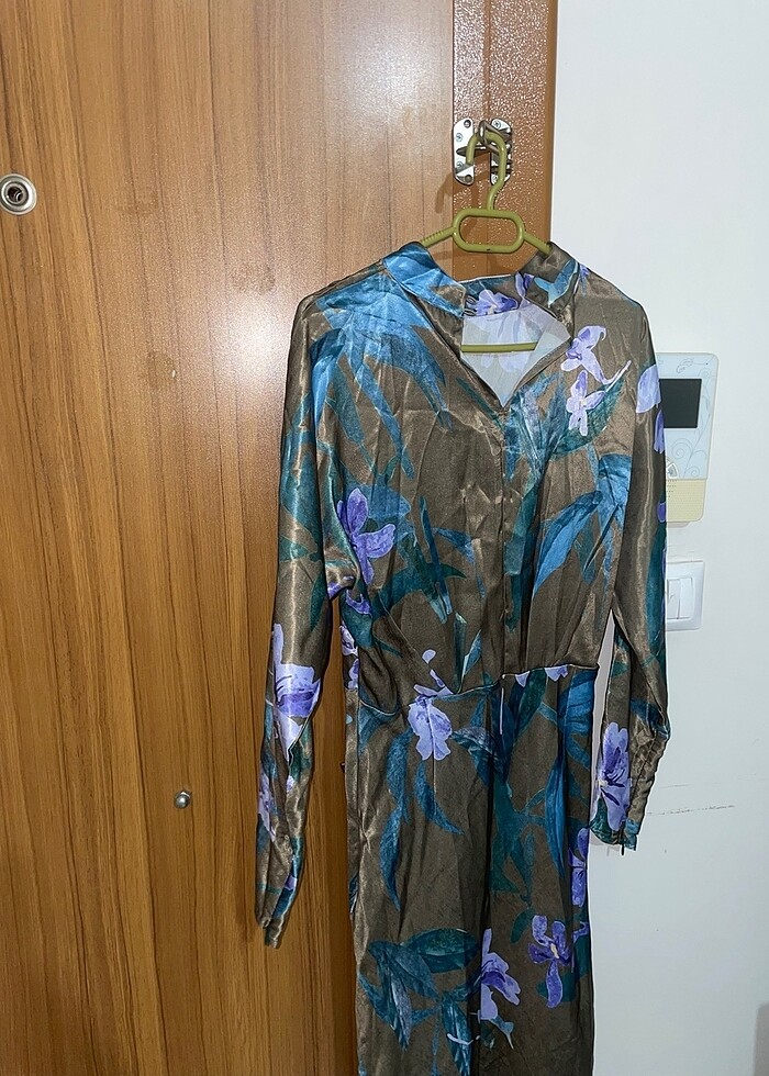 çiçekli elbise - Görsel 2