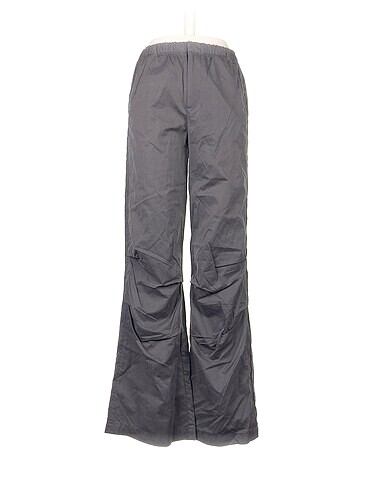 Zara Düz Kesim %70 İndirimli.