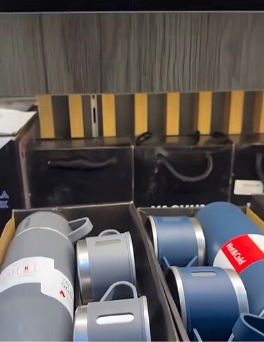 Beden çeşitli Renk 3 bardaklı termos her renk var