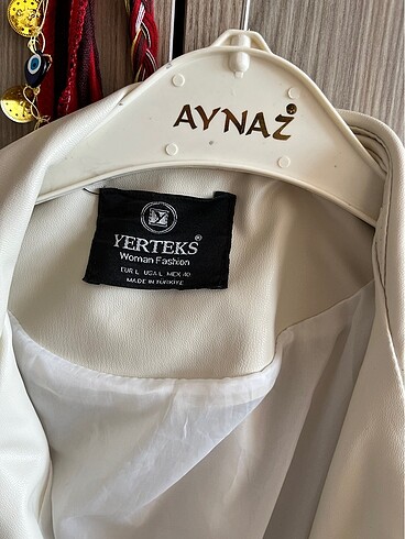 Zara Krem deri ceket