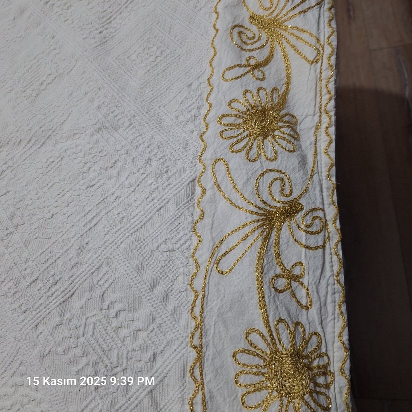 nakışlı pike örtüsü - Görsel 3