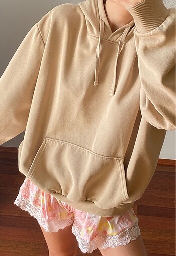 H&M sweatshirt