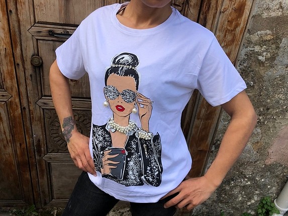 s Beden Beyaz tişört