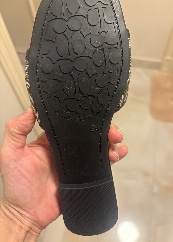 Guess terlık krem - Görsel 3