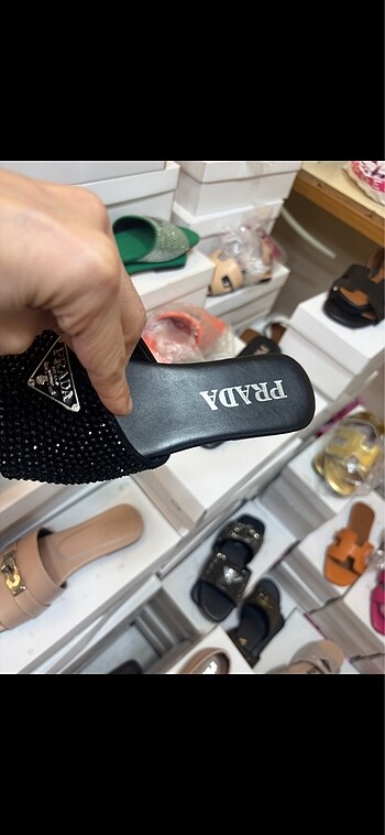 Prada Prada terlık
