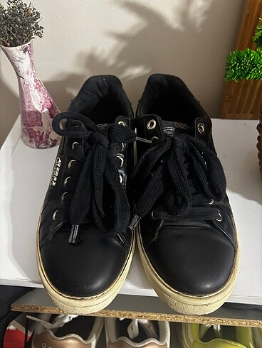 36 Beden Guess ayakkabı