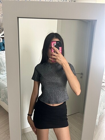 Parlak mini üst