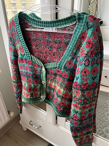 ZARA?NIN BOHEM NOSTALJİ HIRKASI - Görsel 2