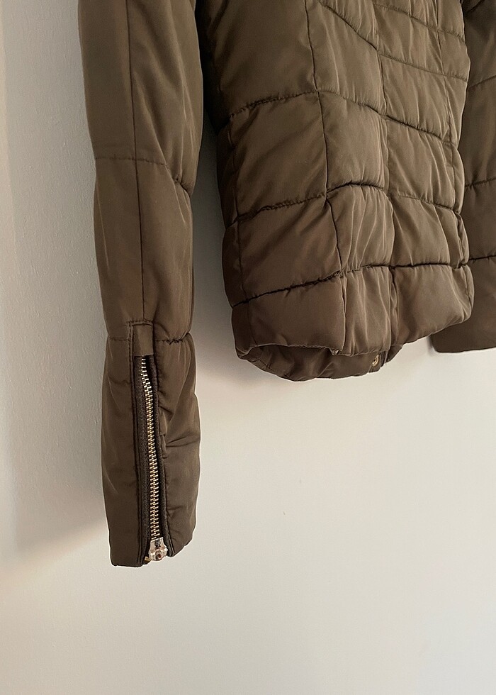 BERSHKA ŞİŞME MONT - Görsel 3