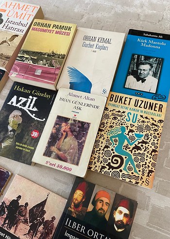 Türk Edebiyatından 12 Kitap Seti - Görsel 3