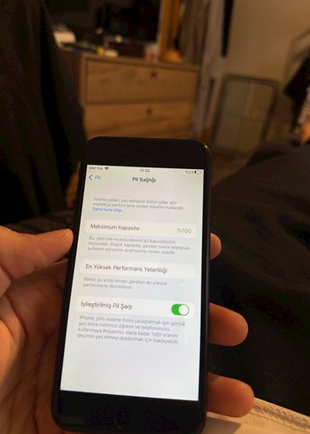 Siyah iPhone 7 - Görsel 4