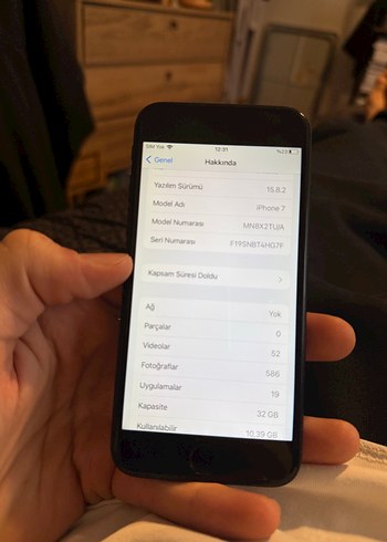 Siyah iPhone 7 - Görsel 3