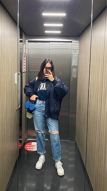 mango dizi yirtik jean