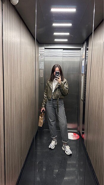 slouchy jean