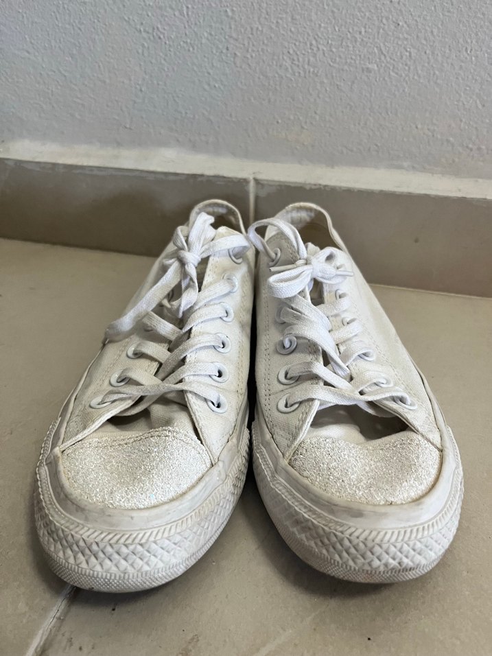Converse Beyaz Kadın Minimalist Spor Ayakkabı - Görsel 3