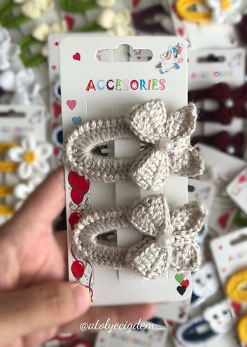 Bej Nakışlı Örgü Çocuk Toka Seti