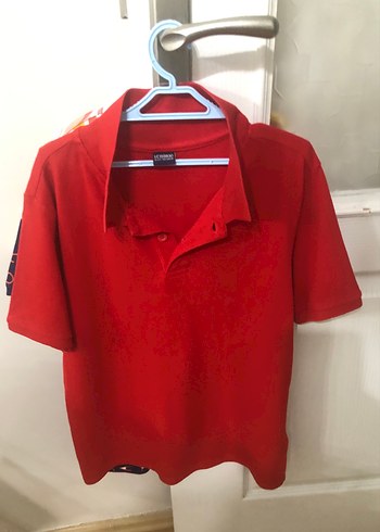 Kırmızı Düğmeli Kısa Kollu Erkek Polo Tişört - Görsel 4