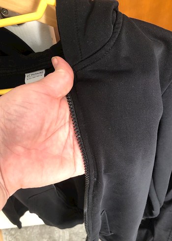 Siyah Fermuarlı Kapüşonlu Erkek Polar - Görsel 4