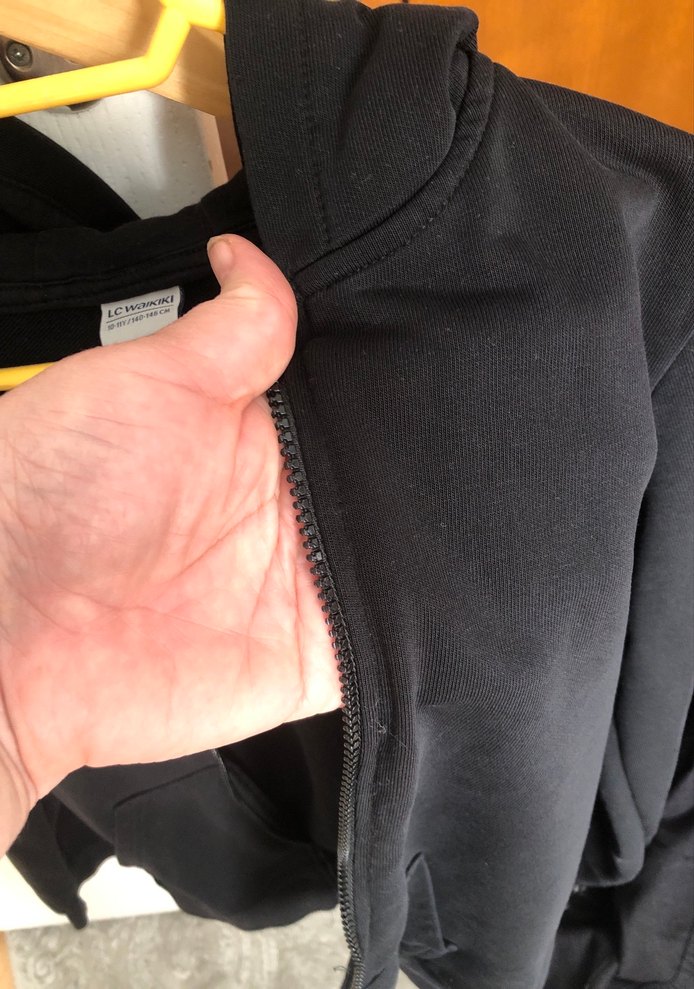 Siyah Fermuarlı Kapüşonlu Erkek Polar - Görsel 4