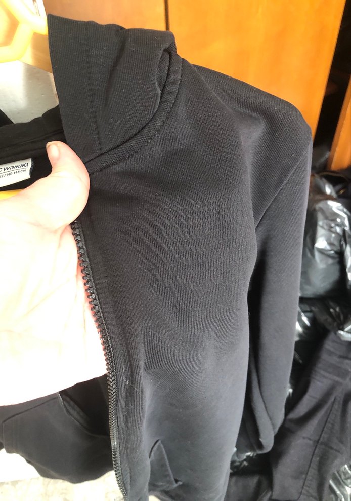 Siyah Fermuarlı Kapüşonlu Erkek Polar - Görsel 3