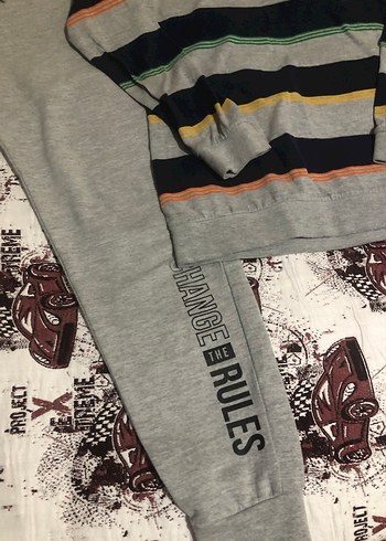 Erkek Gri Çizgili Sweatshirt ve Eşofman Takımı - Görsel 4