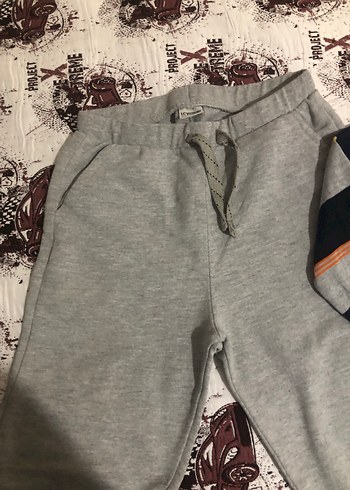 Erkek Gri Çizgili Sweatshirt ve Eşofman Takımı - Görsel 2