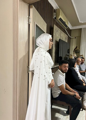 40 Beden Beyaz Kadın İpek abiye