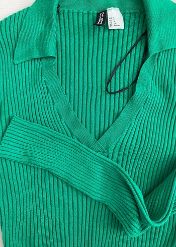 H&M V Yaka Yeşil Fitilli Kadın Triko Kazak