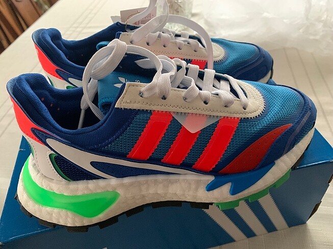 37,5 Beden Adidas Retropy P9