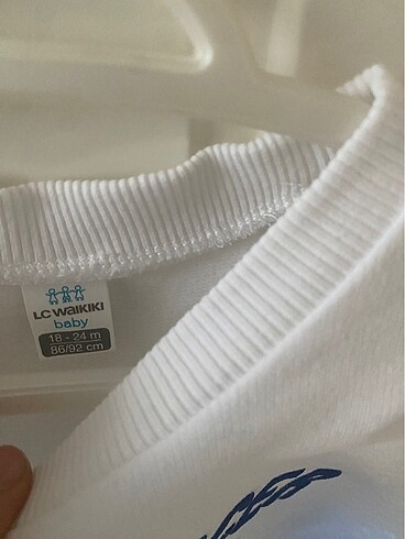 18-24 Ay Beden Lc Waikiki sweatshirt