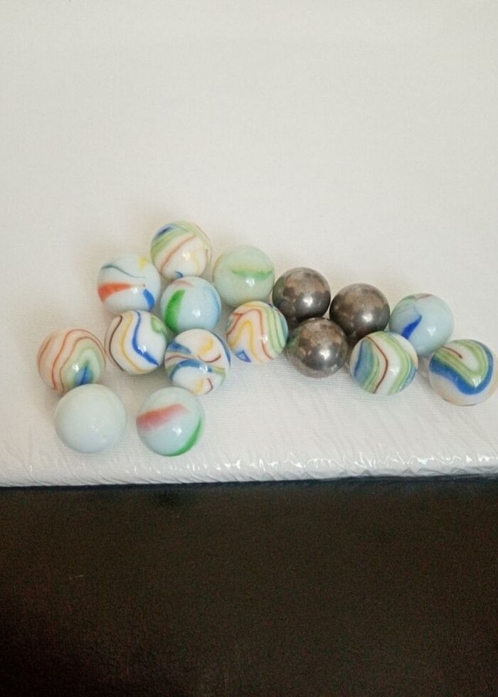 16 Adet Beyaz Seri Bilye Misket - Görsel 2