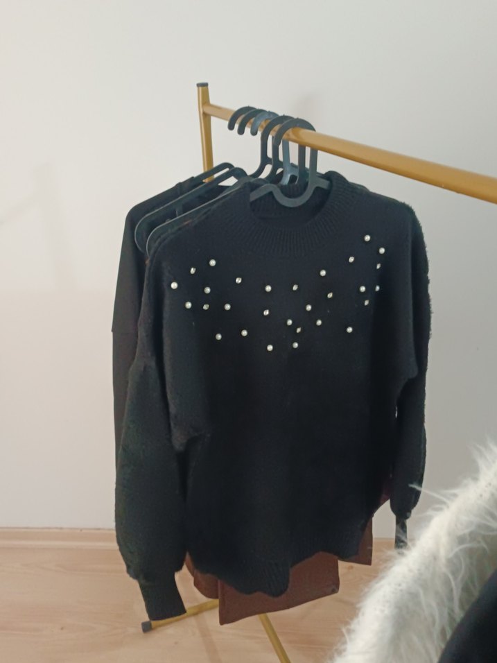 Nakışlı Siyah Kadın Triko Kazak - Görsel 3