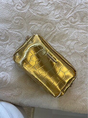Gold çanta