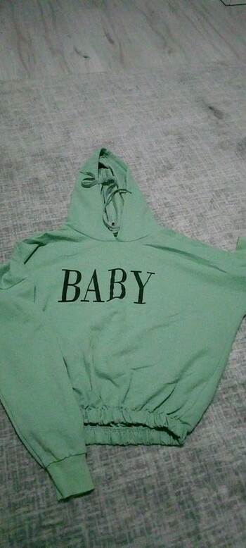 Crop sweat