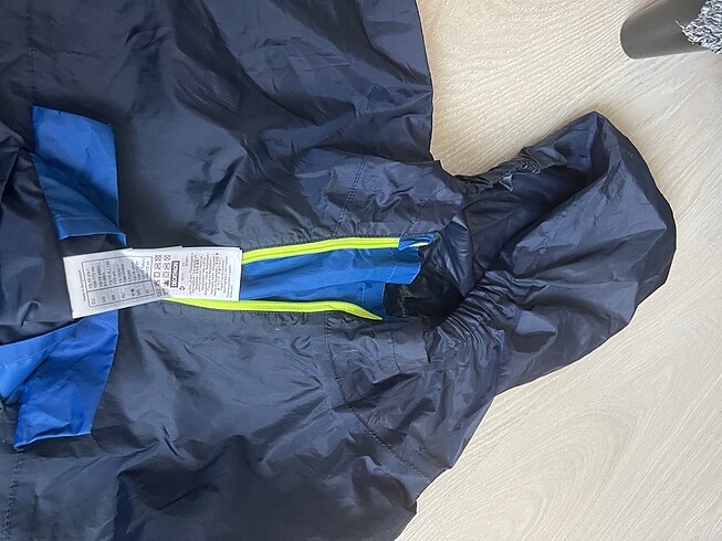 13-14 Yaş Beden Decathlon yağmurluk