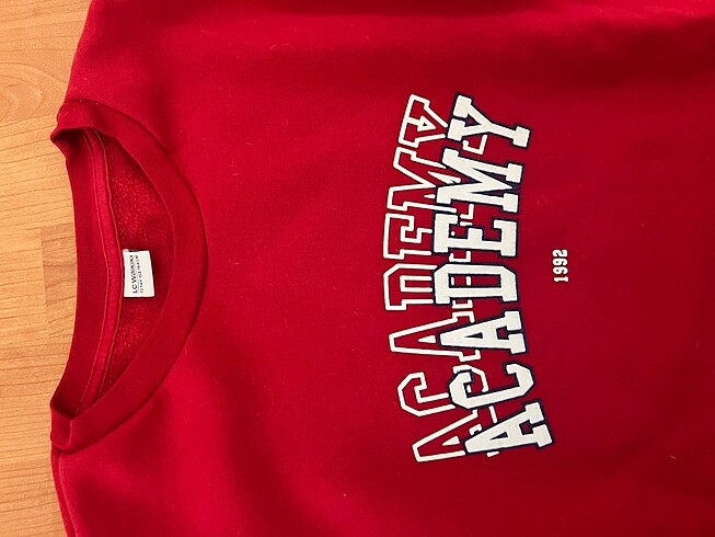 LC Waikiki LCW sweatshirt