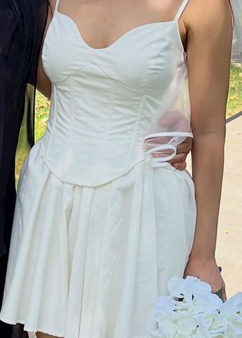 Beyaz Korseli Elbise