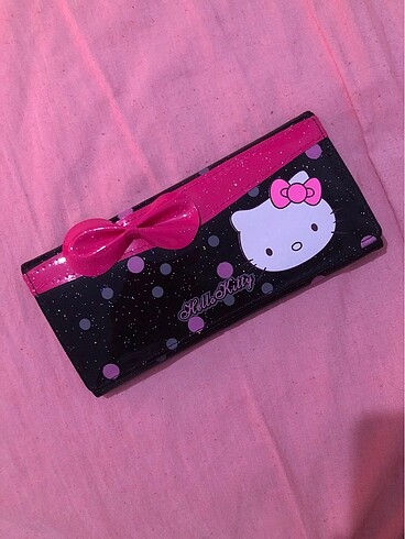 Beden Hello Kitty Cüzdan ve Hello Kitty Çanta Süsleri