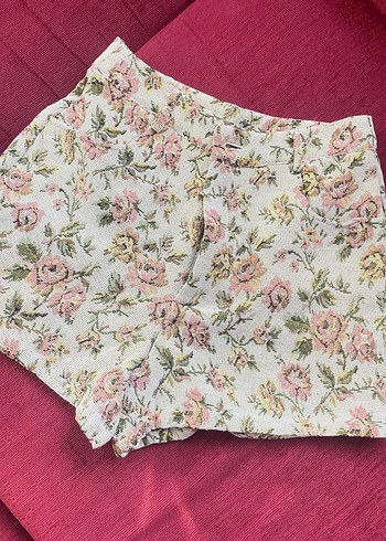 Sheinside Düğmeli Vintage Çiçekli Mini Şort