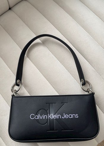 Calvin Klein Calvin Klein Siyah Deri Kadın Çanta
