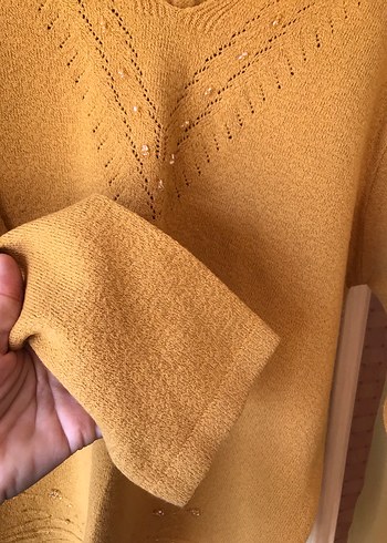 Sarı V Yaka Örgü Yün Kadın Kazak - Görsel 5