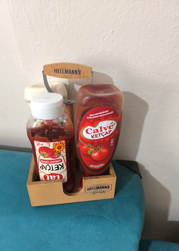 Hellmann's Ahşap Standlı Ketcap ve Sos Seti